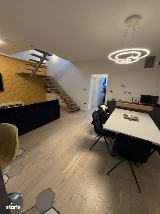 Apartament 4 camere zona centrală Ramada
