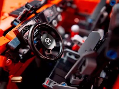 Конструктор LEGO TECHNIC "Mercedes-Benz G 500 PROFESSIONAL Line"