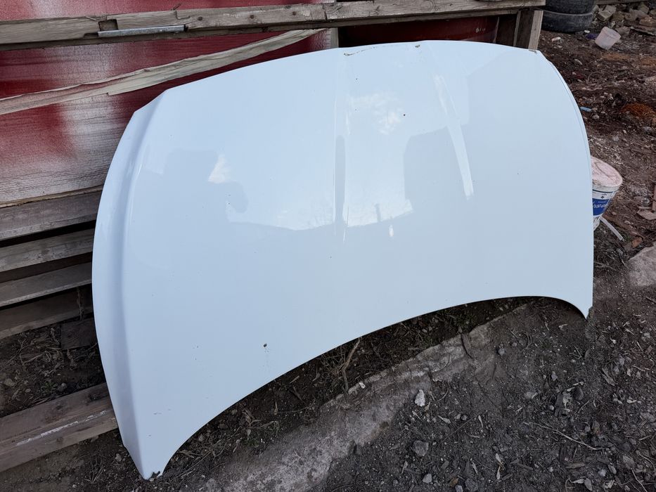 Продам капот hyundai accent
