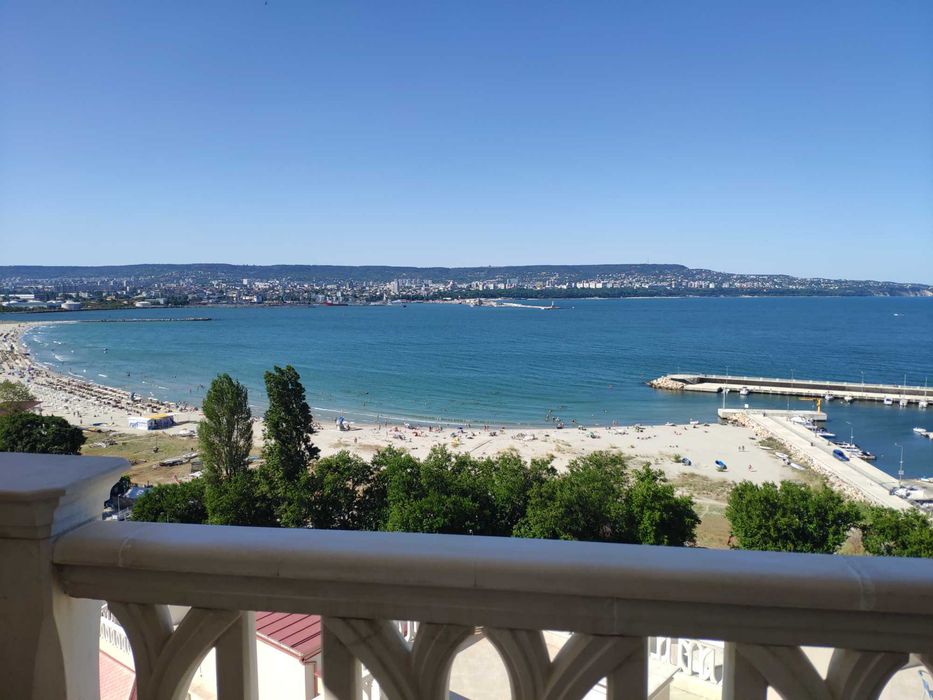 Дава се под наем Тристаен апартамент в Варна, Аспарухово - 113 кв.м за 950 € - Снимка #3