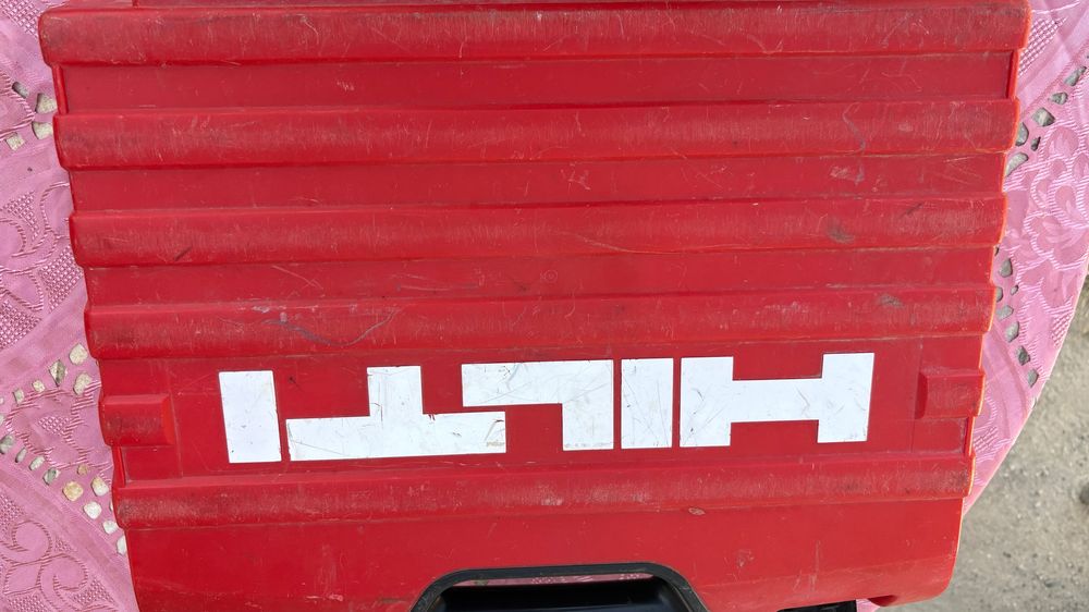HİLTİ AG 4S-22 ъглошлайф