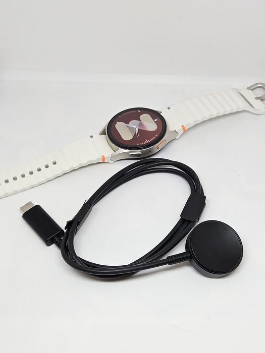 2бр Samsung Galaxy Watch 7 White/Green  44mm