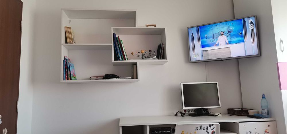 Mobiler dormitor complet cu pat supraetajat