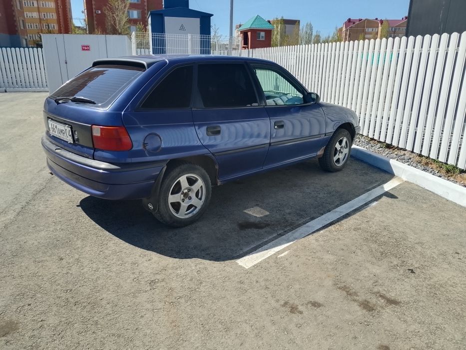 Срочна продам опел астра
