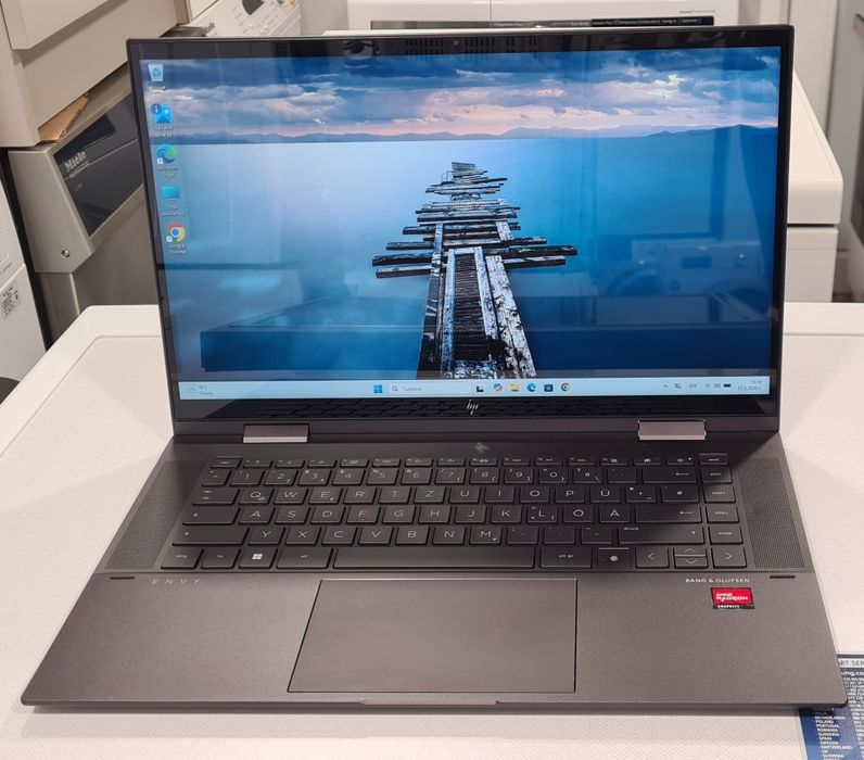 Лаптоп 2-в-1 HP ENVY x360 15.6" Touch / Ryzen 7 / 16GB RAM / 512GB SSD / Алуминиев