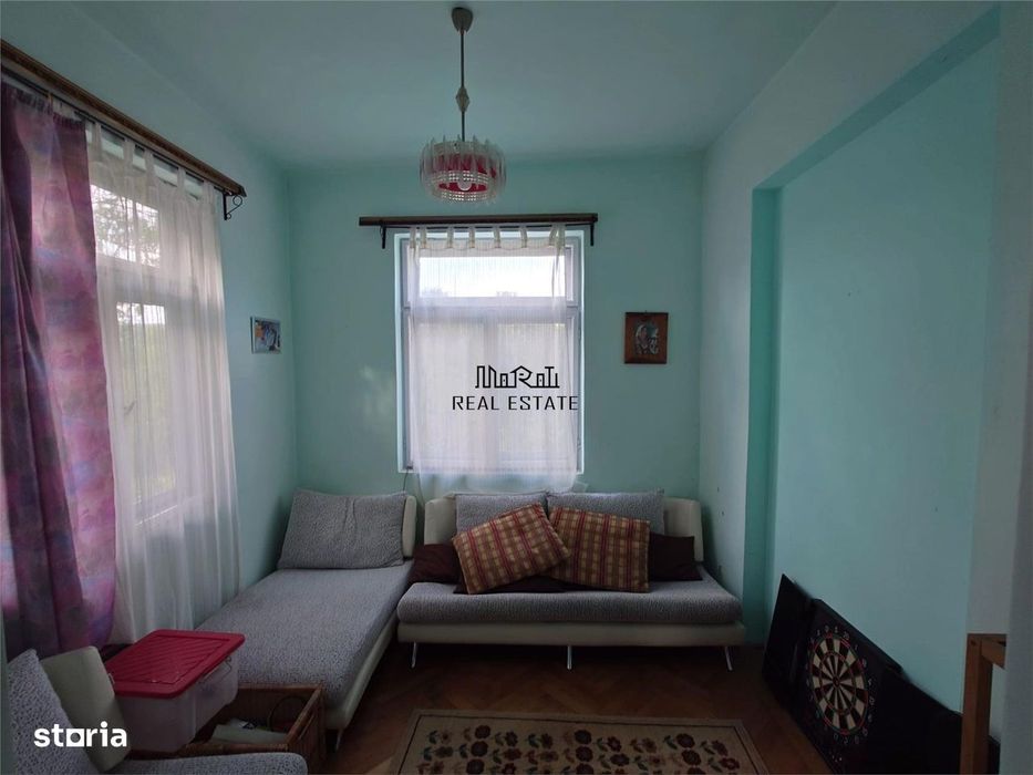 Casa cu aer nobil in Baia de Cris