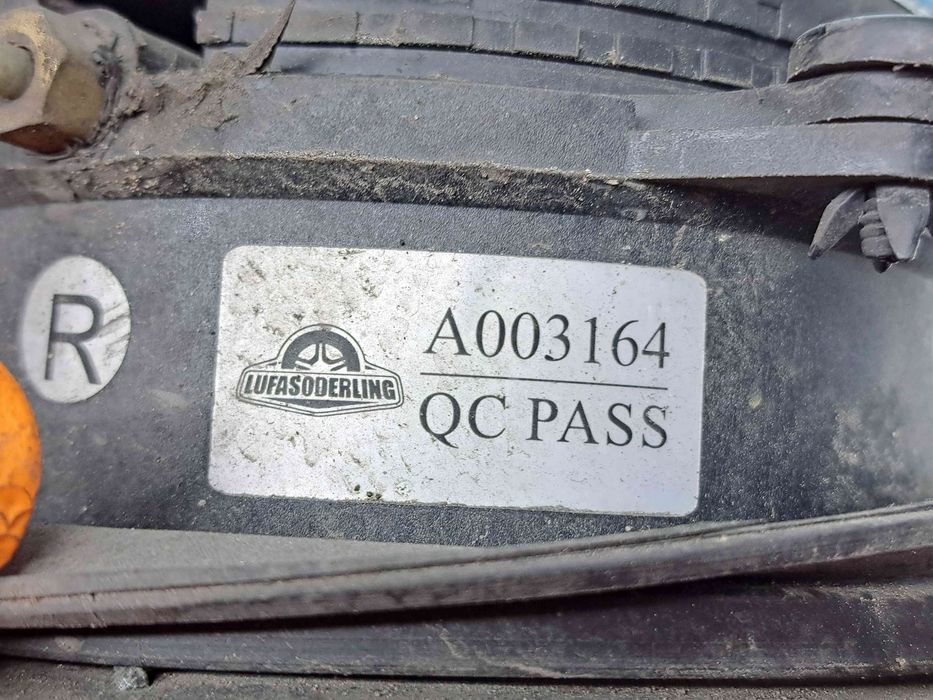 Perna aer dreapta spate Mercedes Clasa C (W205) [Fabr 2014-prezent] OE