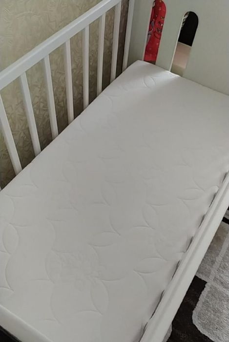 Продам детскую кроватку