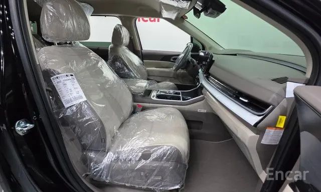 Kia Carnival 2026 — 6