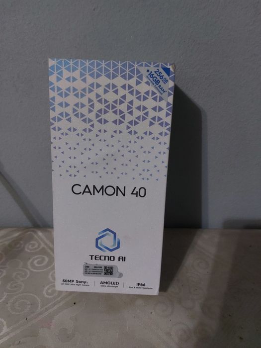 Tecno camon 40..