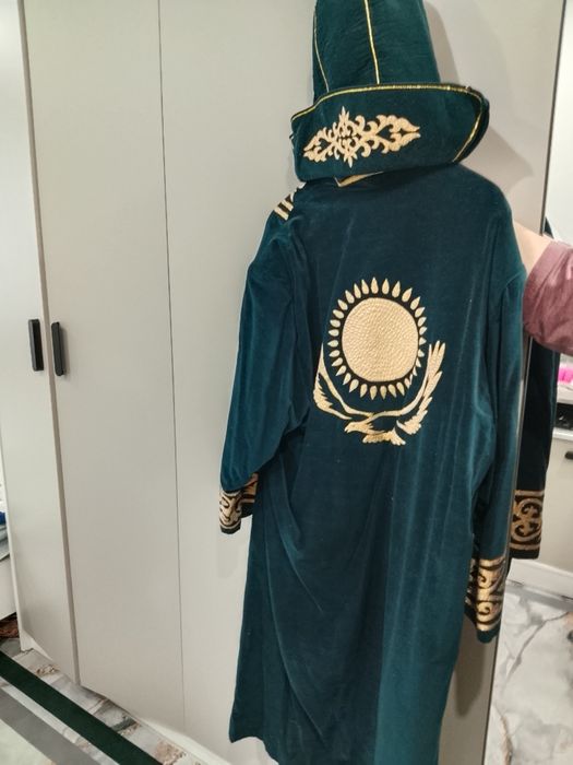 Продам национальной костюм.