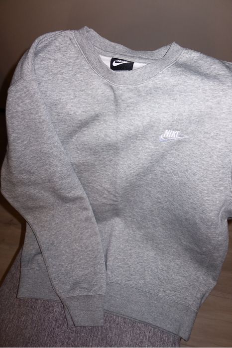 Продам классную кофту Nike, оригинал