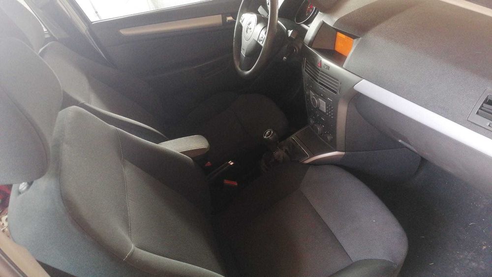 OPEL Astra 2005 — imagine 5