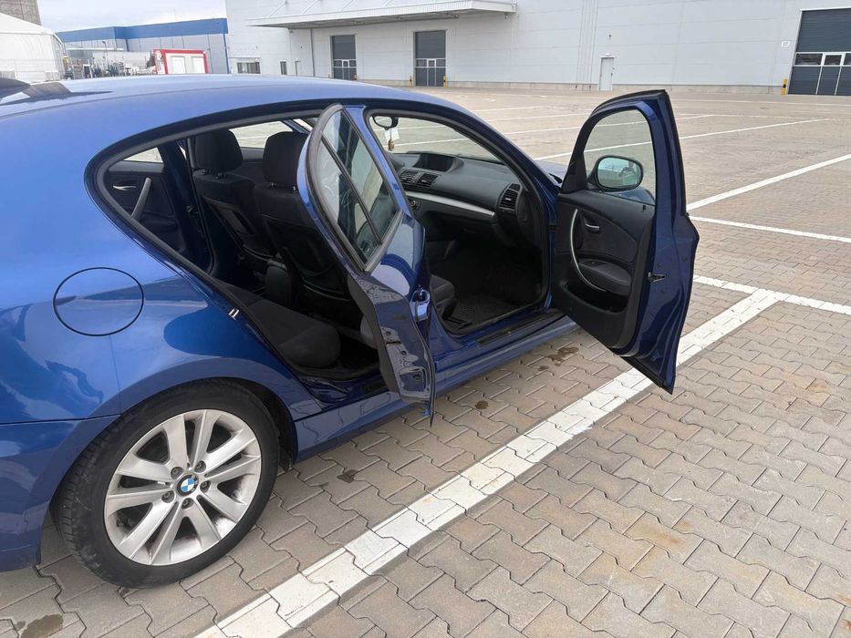Vând BMW 116d, an fabricație  2010 – Seria 1 E87