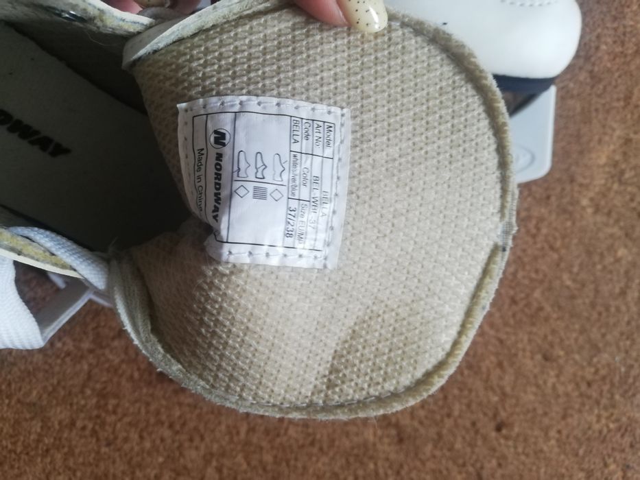 Продам коньки...