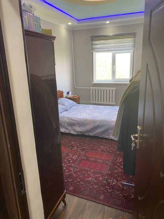 Яккасарай ул.Бобура 81д 2 комн