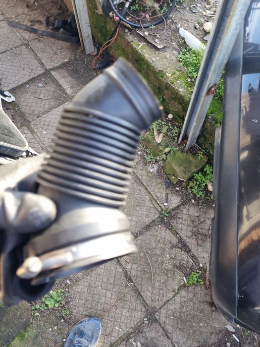 Маркуч за турбо за Ауди А6 Ц6 4Ф 3.0 тди 224,233, 2.7 тди 180 кс