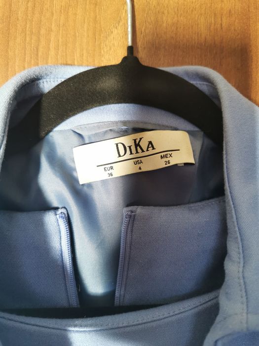 Комплект сако и рокля Dika