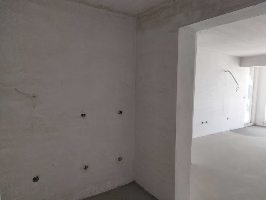 Продава се Тристаен апартамент в Пловдив, Гагарин - 126 кв.м за 1191 €/кв.м - Снимка #6