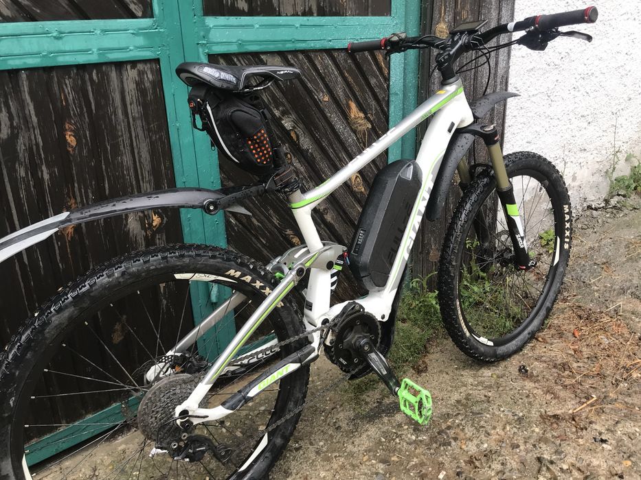 Biciclete electrica ebike full suspension 27.5 Giant
