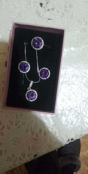 Vand set : Lant , cercei, si inel de Argint 925!