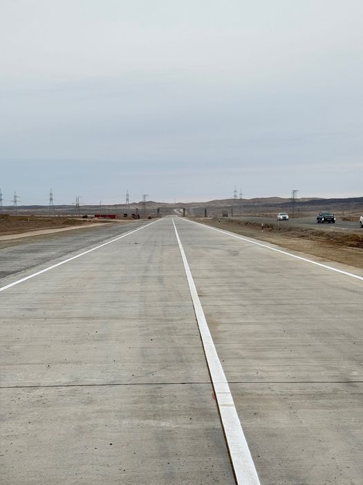 Дорожная разметка автодорог трассы и другие объекты