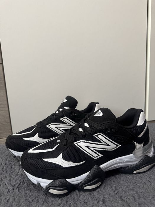 Adidasi New Balance 9060 EUR41