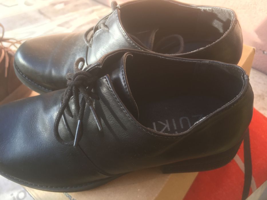 Pantofi de piele naturală