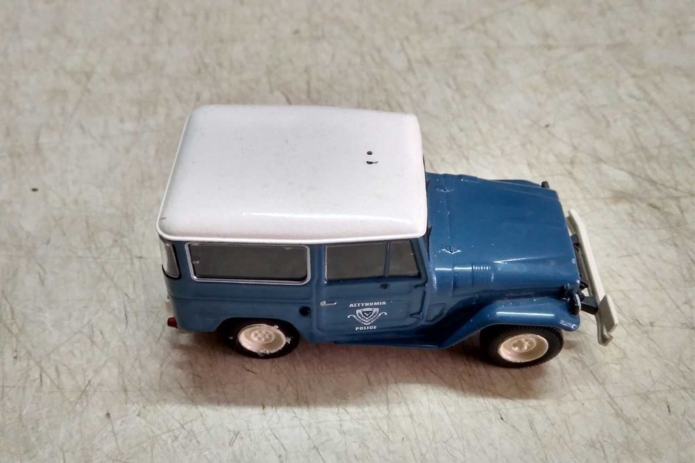 TOYTA LANDCRUISER, МАСШТАБ 1:43, модель Деагостини.