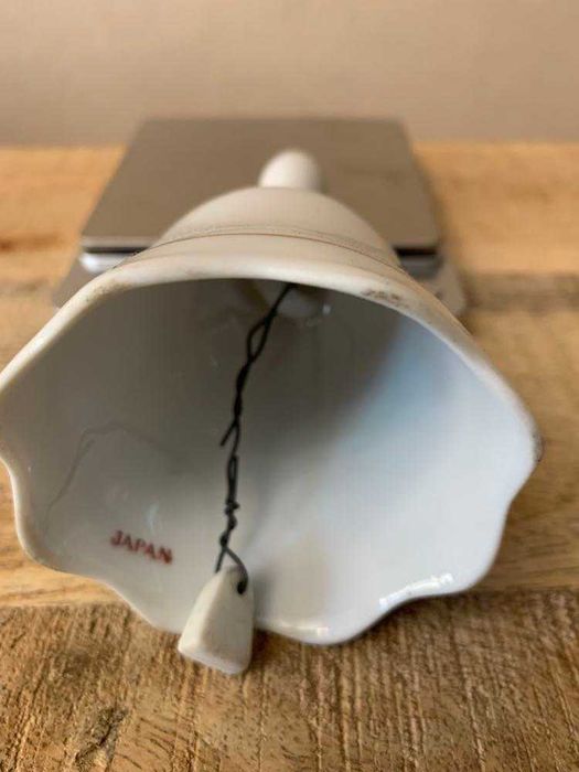 Красива стара камбанка(порцелан-Япония) -Ниагарски водопад