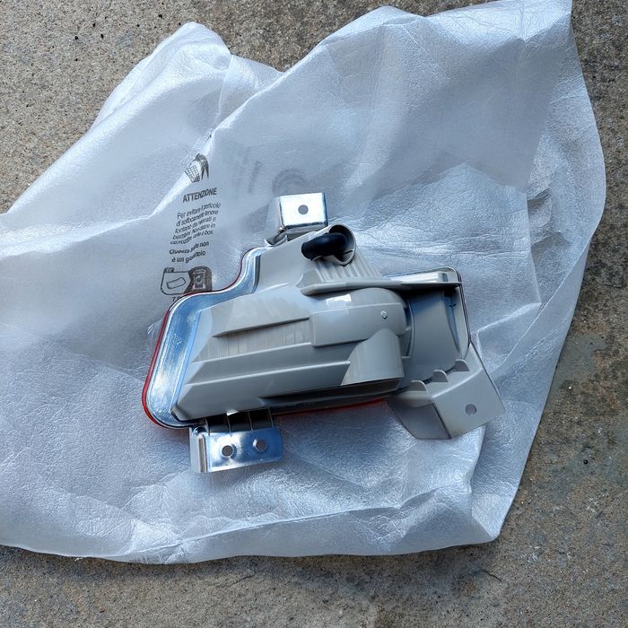 Заден фар за мъгла Опел зафира с