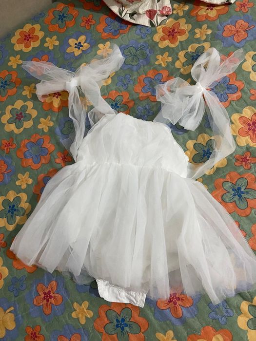 Продам новое детское платье