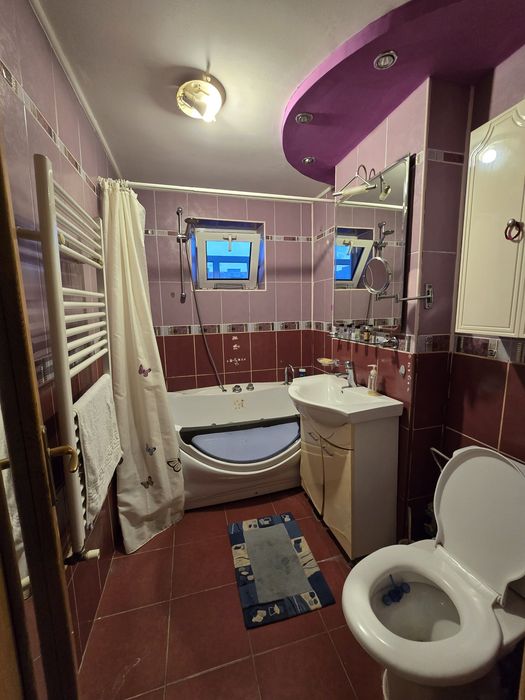 Apartament 3 camere + 2 bai