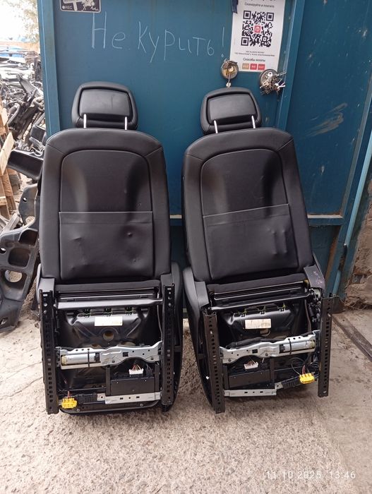 Передние сиденья Mercedes Benz W204