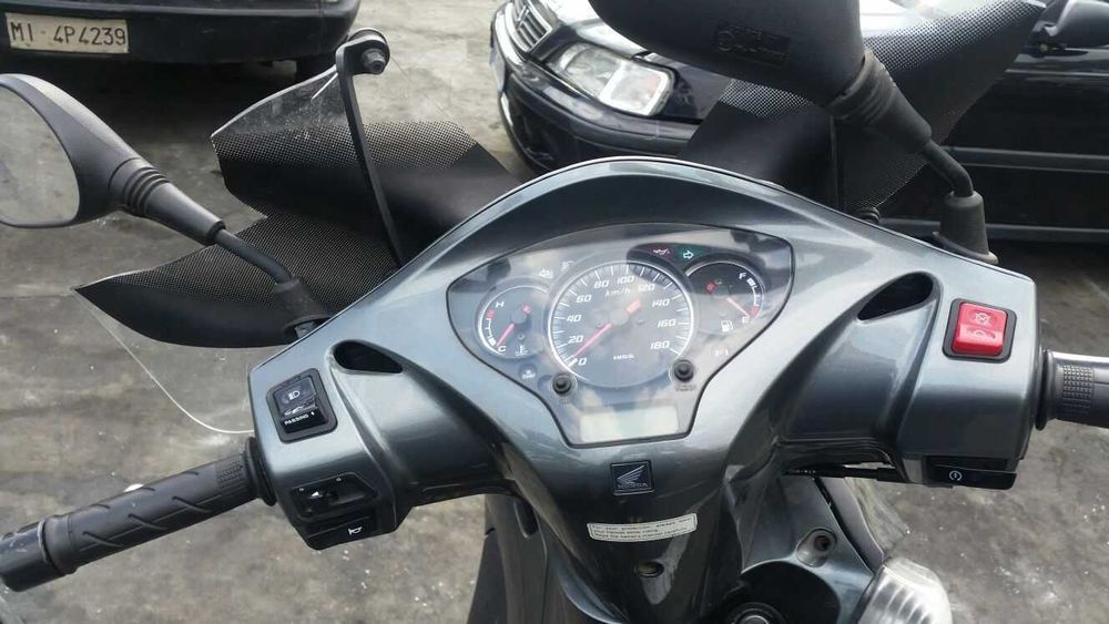 Хонда СХ (Honda SH) 50,125,150,300 на части