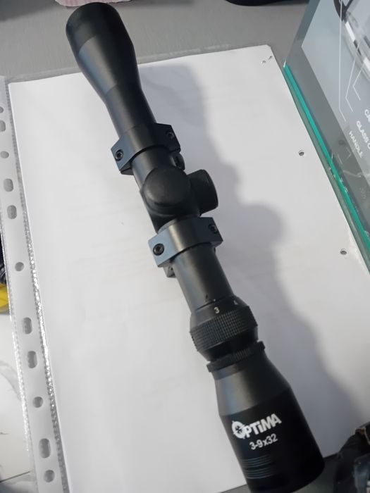 Luneta arma Optima 3-9×32. Pret 200 lei fix.