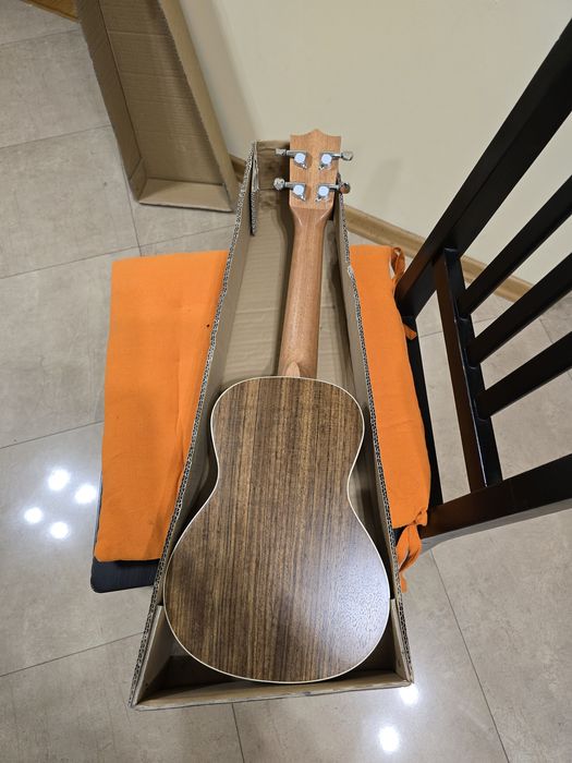 Ukulele Концертно