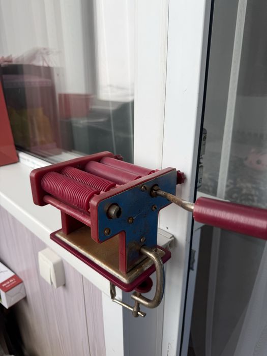 Продам лапшарезку советскую