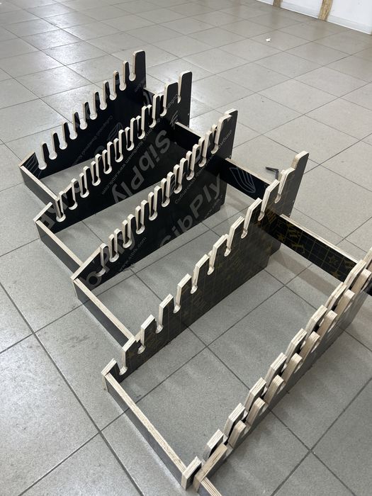 Экспазиторы (стойки) под ламинат и керамогранит