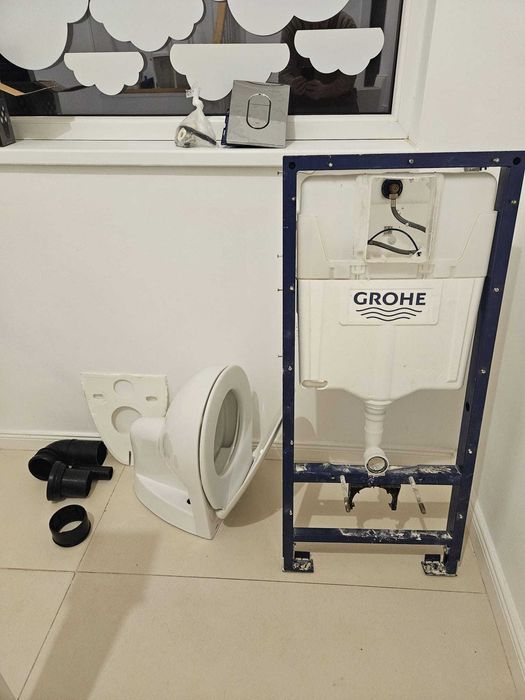 Set vas WC cu rezervor, mecanism și capac GROHE Solido GRO39116000