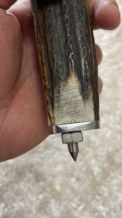 Cuțit de inox cu maner din corn de cerb