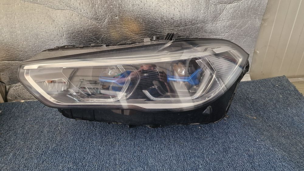 Faruri bmw x6 g06 laser 900e bucata
