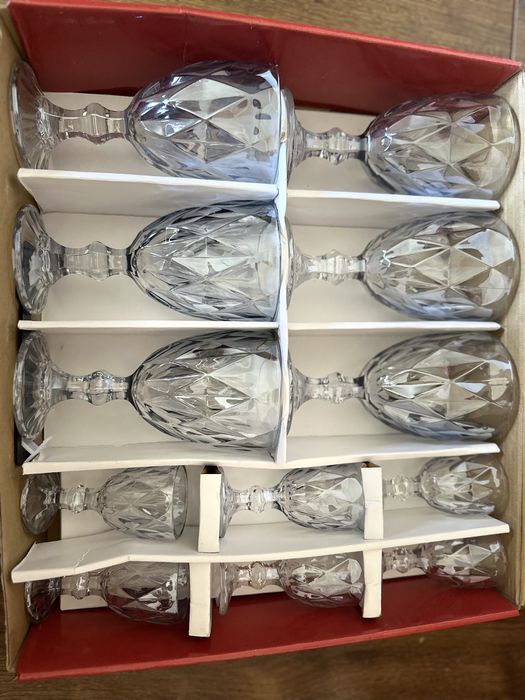 Продам набор бокалов со рюмками