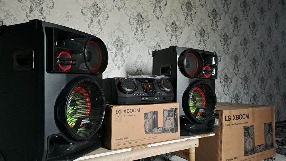 LG xboom cl98 3500 watt rms