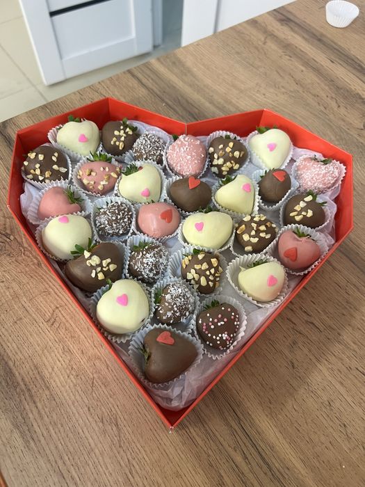 клубника в шоколаде Астана доставка