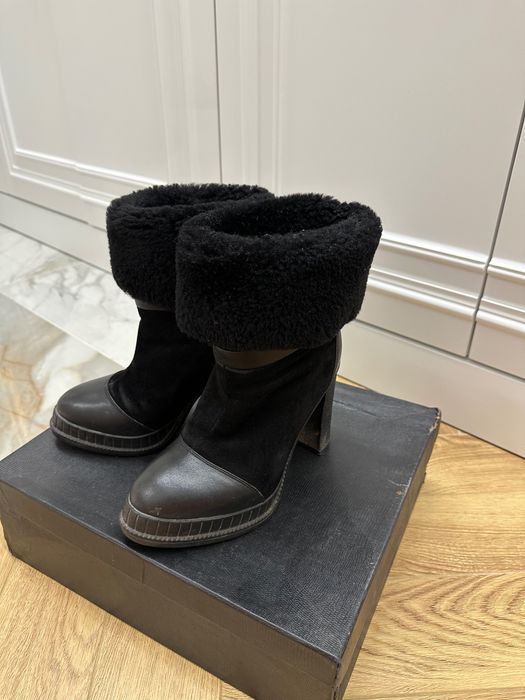 Продается зимние сапоги