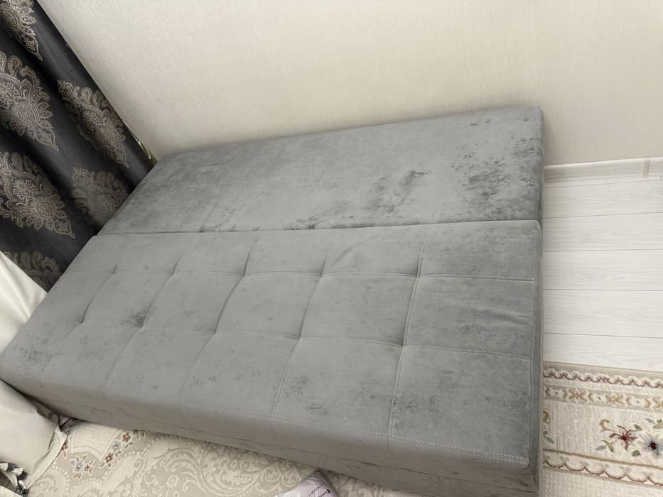 СРОЧНО продаю диван.