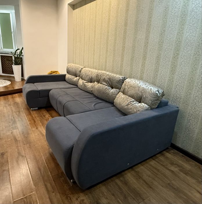 Диван для гостиной