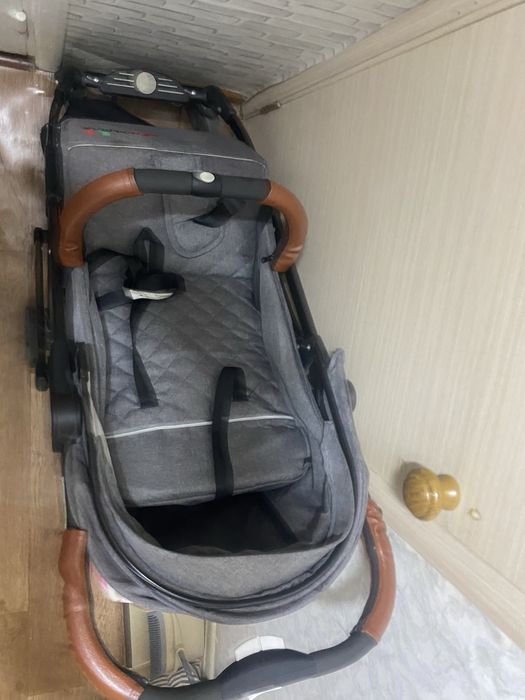 Продам детскую коляску