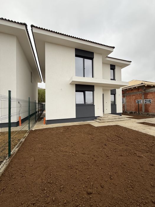 Casa de vanzare Sanmartin